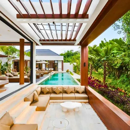 Madaharsa 4 Bedroom Private Pool Villa Zn203